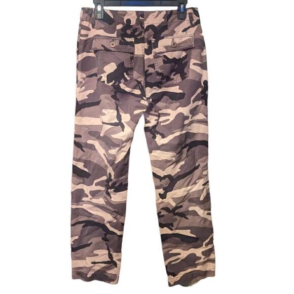 Le Superbe Women's Casbah Blushing Cropped Ankle Camo Pants Size 8 NWT - Picture 2 of 7